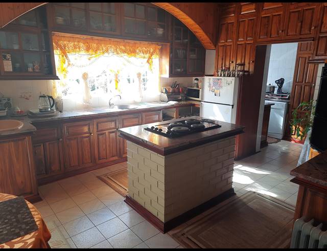 3 BEDROOM HOUSE FOR SALE IN RAISETHORPE